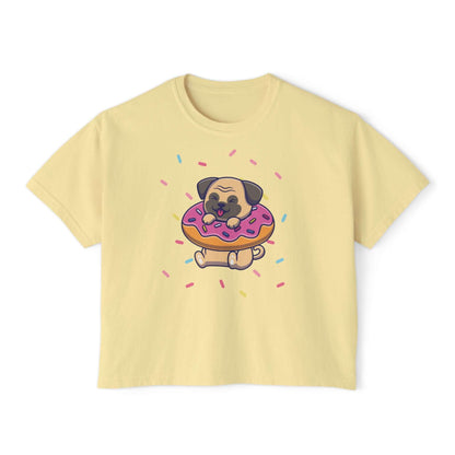 Cute yellow boxy tee with pug on a donut decorated with sprinkles, perfect for dog lovers and summer fun.